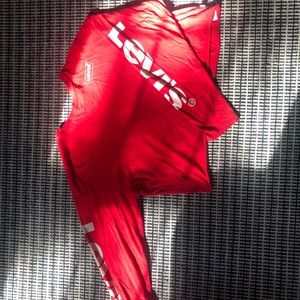 Levi's Cropped Long Sleeve Shirt